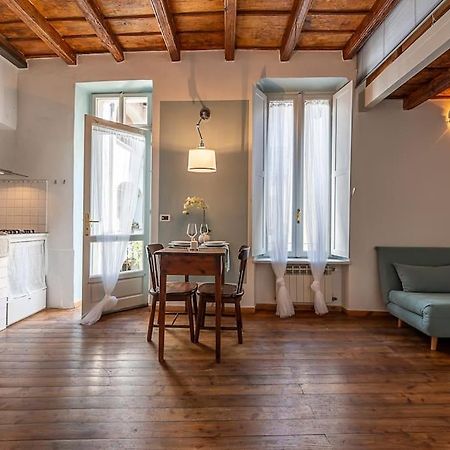 Apartamento La Tana Di Lisa Turín Exterior foto