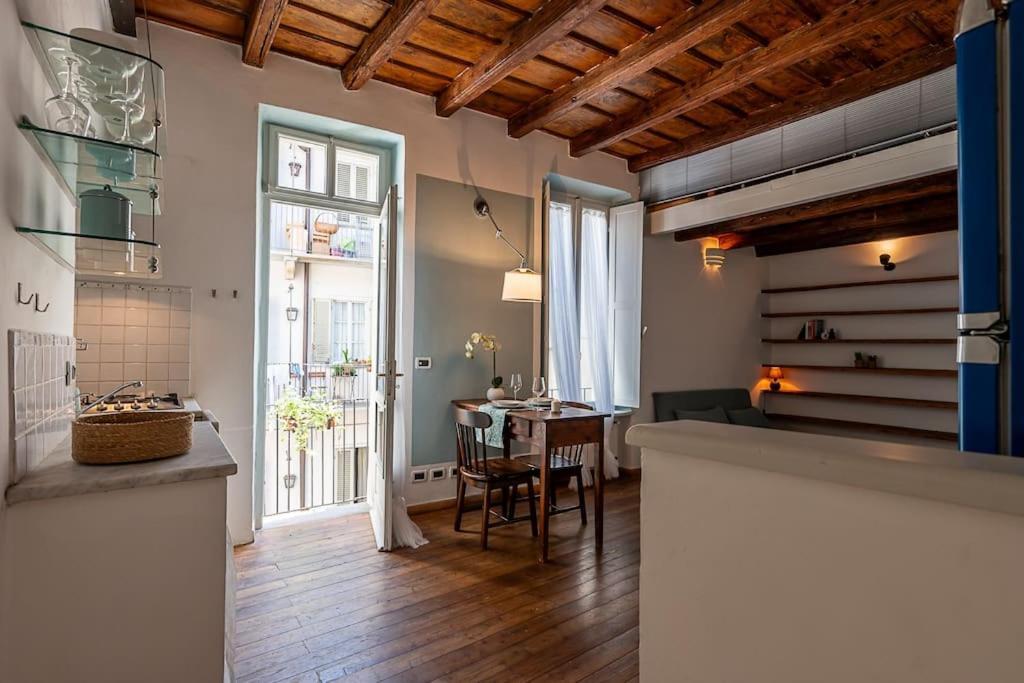 Apartamento La Tana Di Lisa Turín Exterior foto