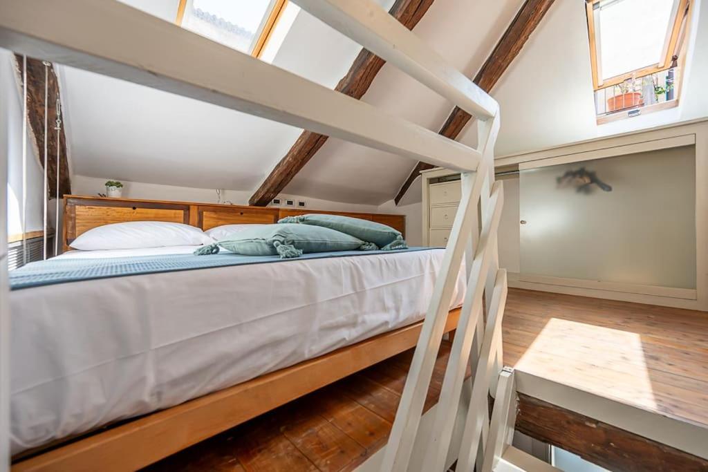 Apartamento La Tana Di Lisa Turín Exterior foto