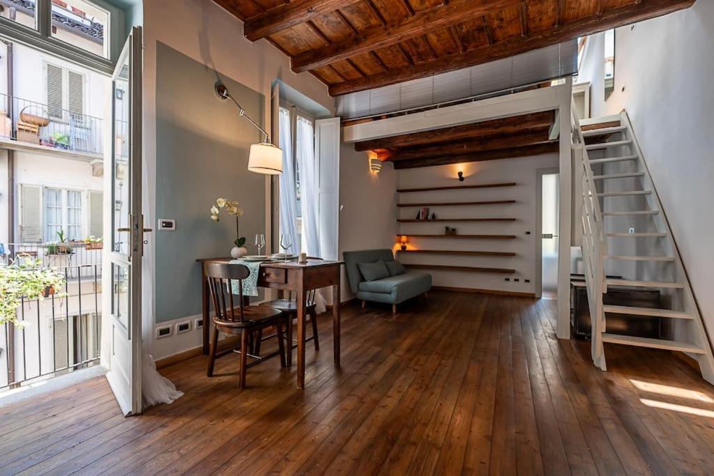 Apartamento La Tana Di Lisa Turín Exterior foto
